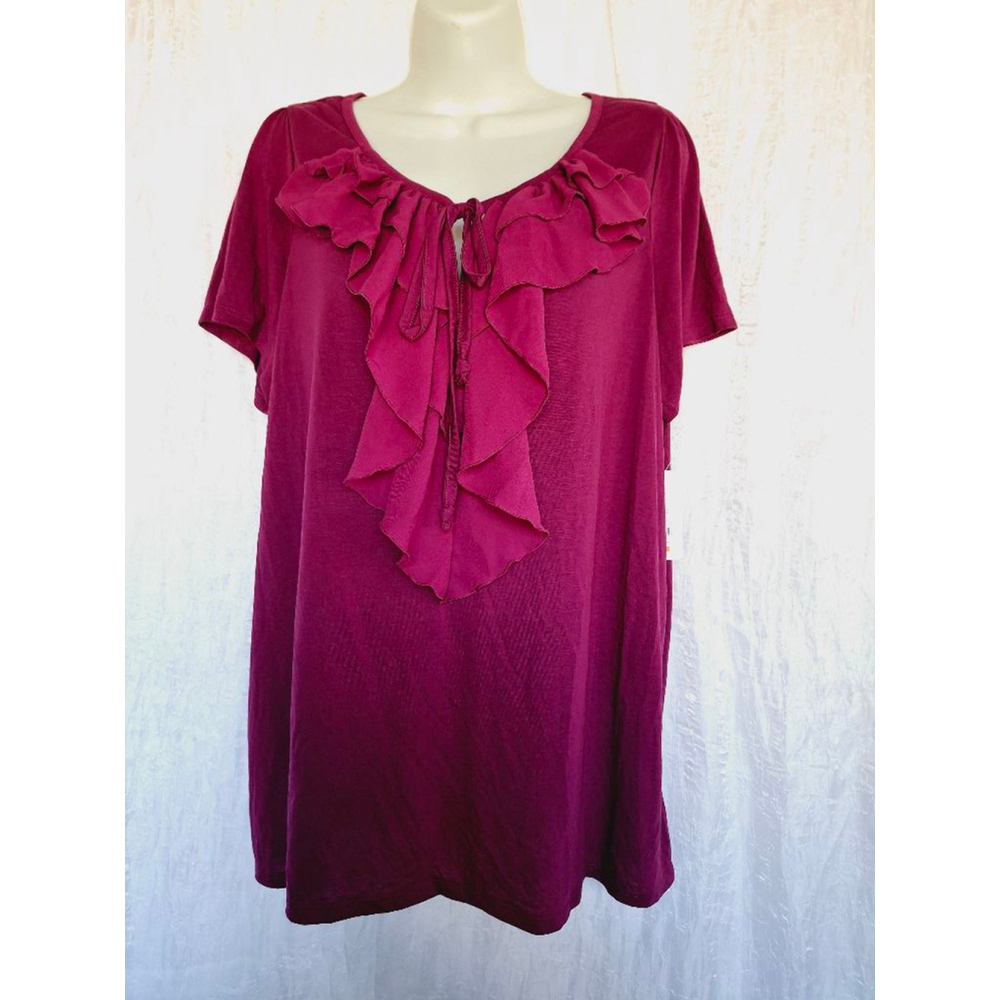 Women's Faded Glory T-Shirt Purple 1X
Ruffle front NWT
